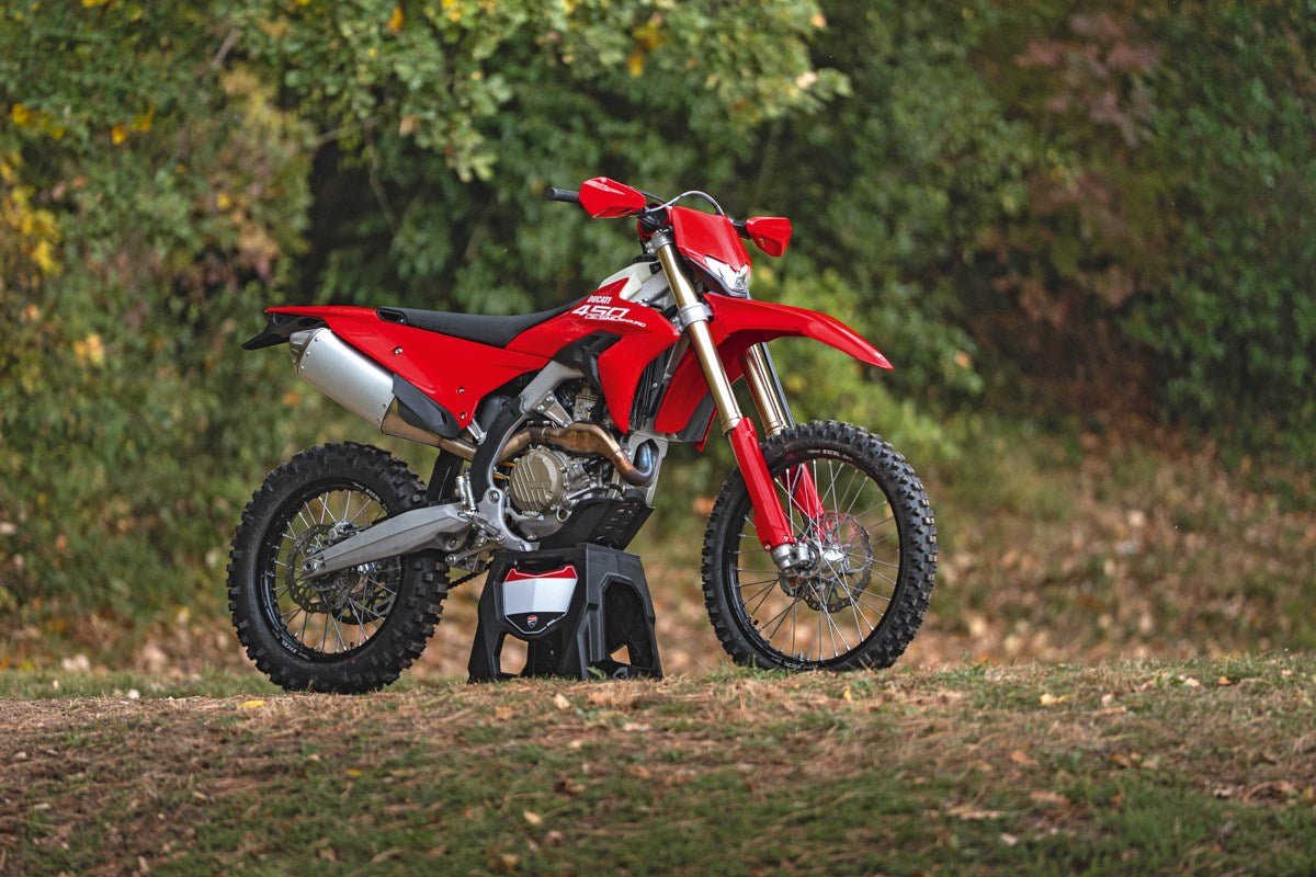 SET RACING DUCATI PERFORMANCE