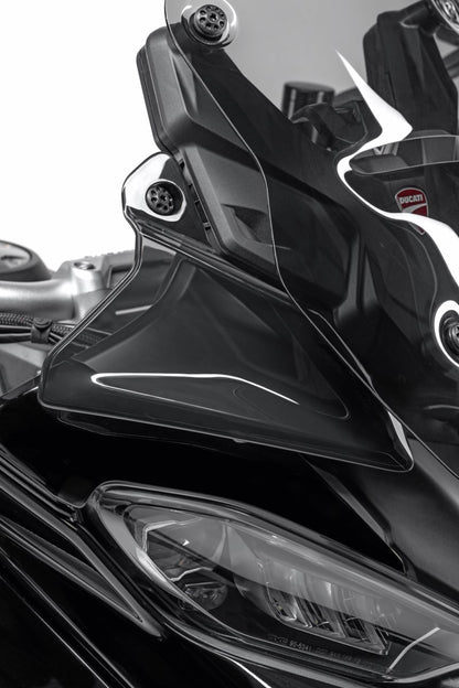 SMOKE-TINTED DEFLECTOR KIT 1706