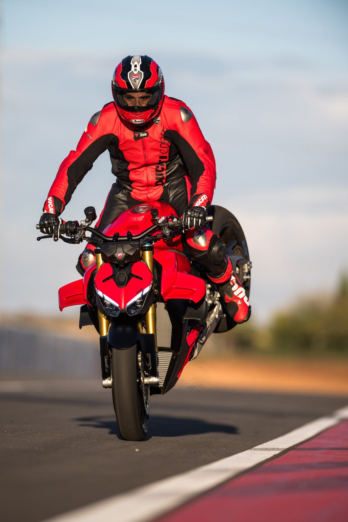 2025 Ducati Streetfighter V4S